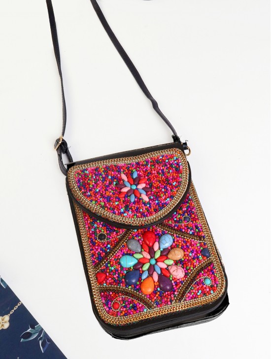 Hand-made Beaded Faux Leather Mini Purse Hand-made Beaded Faux Leather Mini Purse